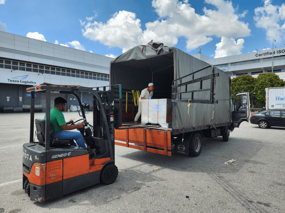 年货置办正当时,菜鸟eHub提效跨境货物流转,保障东南亚燕窝直飞中国大陆