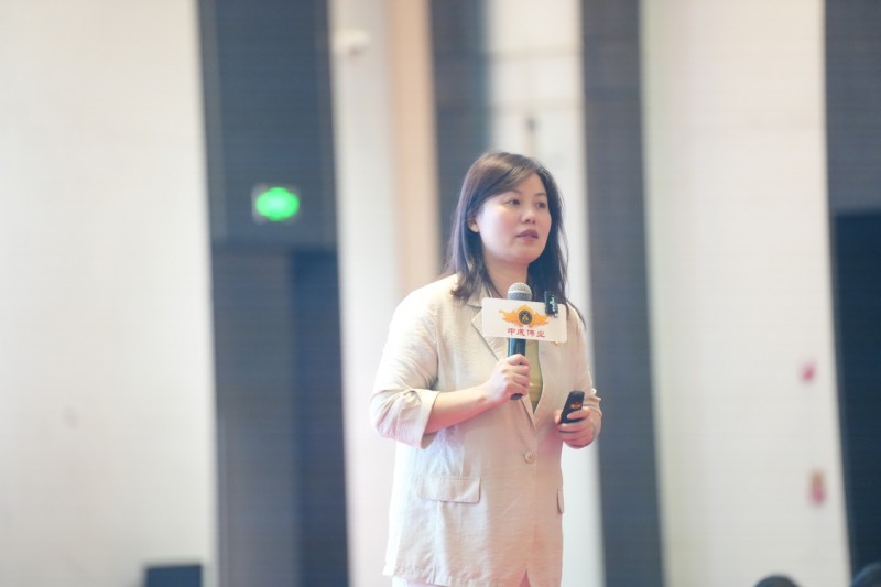 大国餐饮,智领未来!中成伟业“蝶变”论坛暨行业风向标峰会圆满落幕!