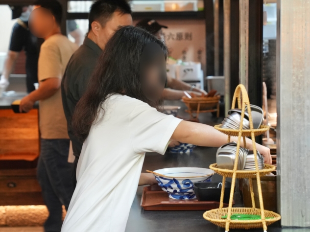 从墩墩鸡到好望水，蒙自源半年两次现象级联名：这碗米线越活越年轻